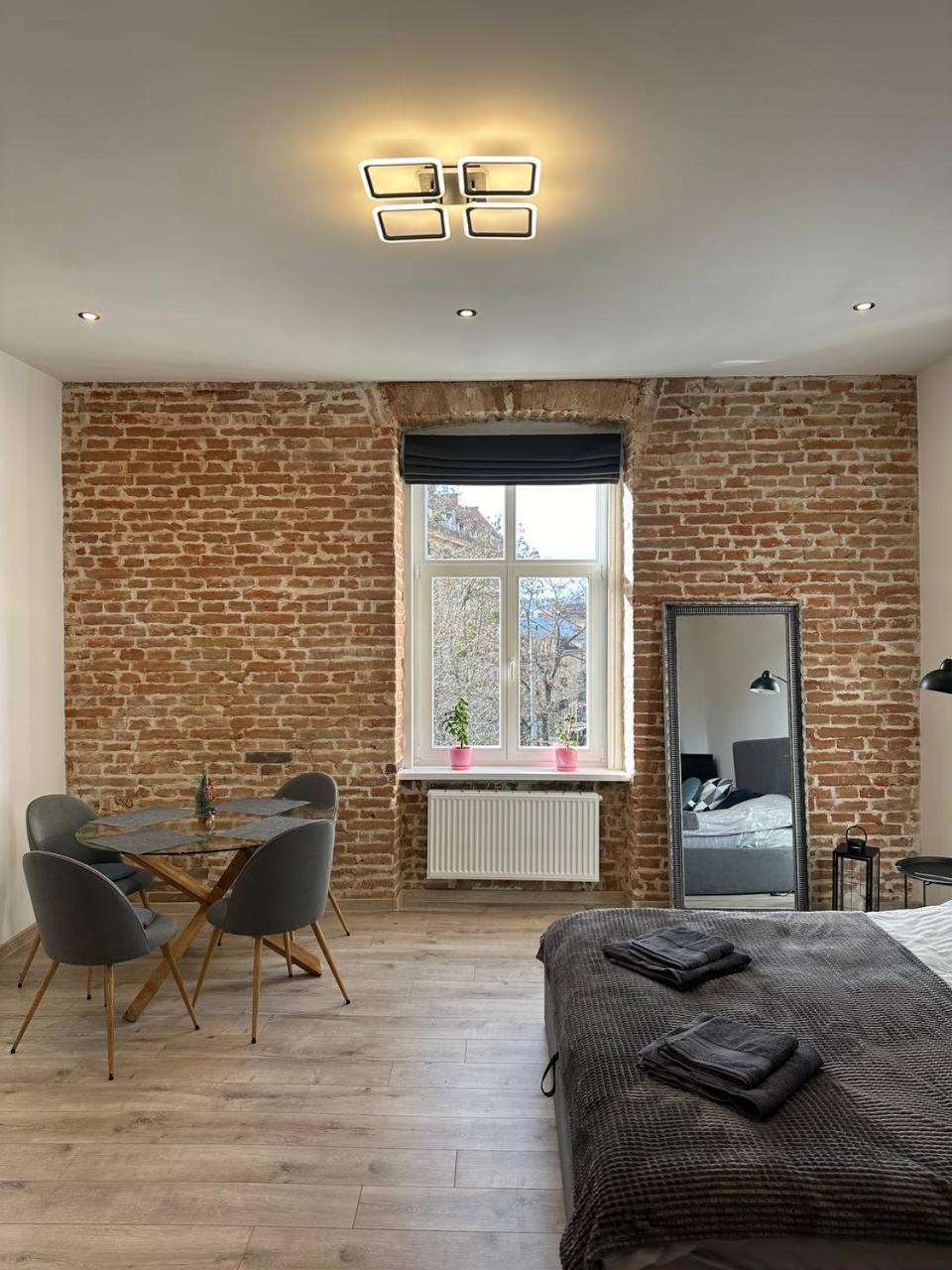Apartment Vip Virmenska Street Lviv Kültér fotó